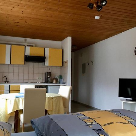 Ferienwohnung Am Kirschbaum 乌尔丁根-米尔霍芬 外观 照片